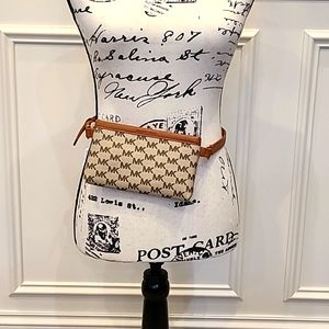 NWT Small Michael Kors fanny pack